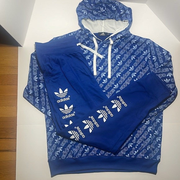 Adidas originals Hoodie and pants - Picture 4 of 4
